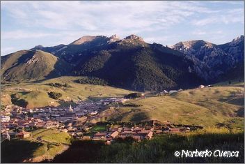 024_ china2002_langmusi_pueblo